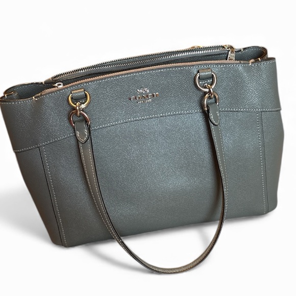 Coach Handbags - 🛑SOLD🛑Coach Brooke